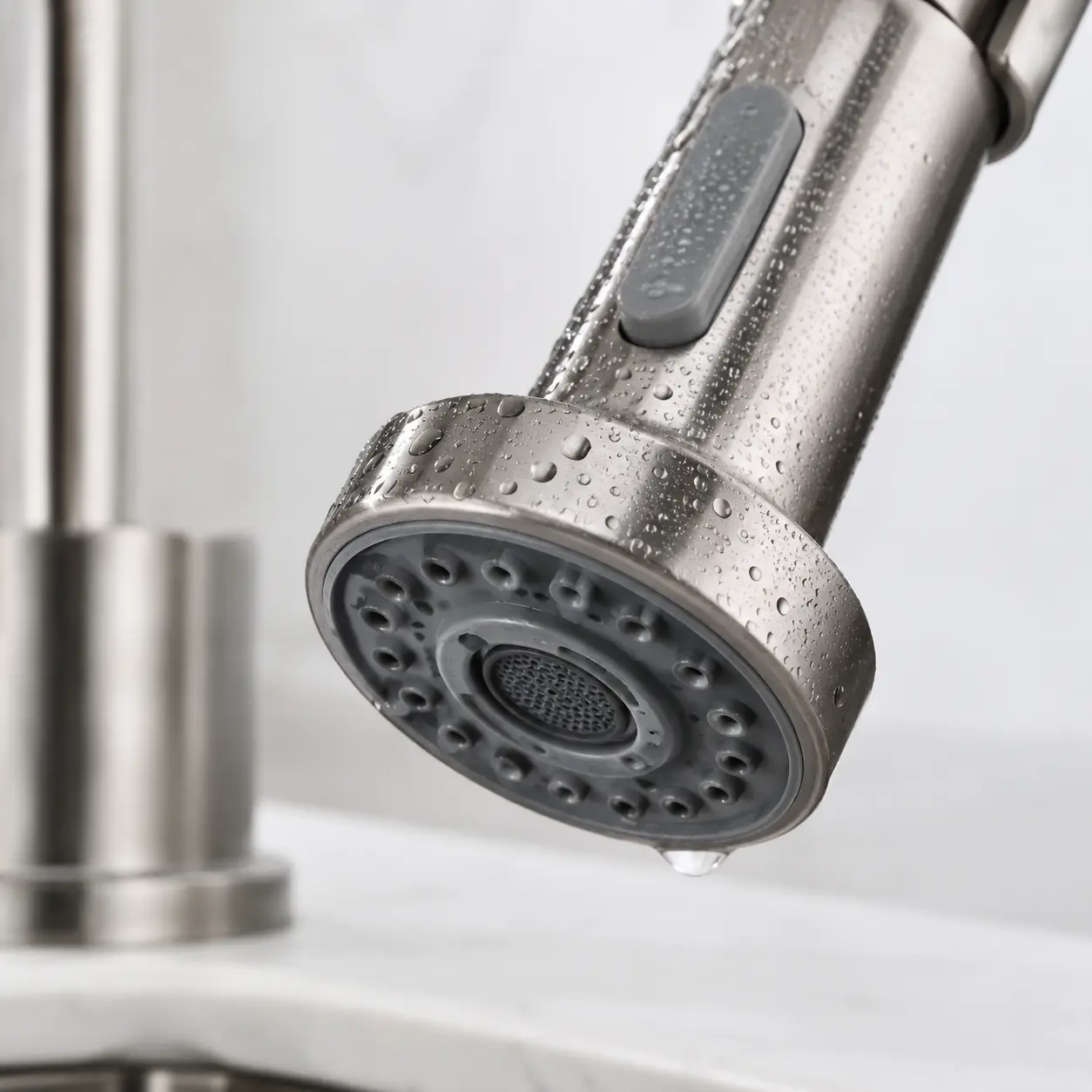Easy-Clean Nozzles